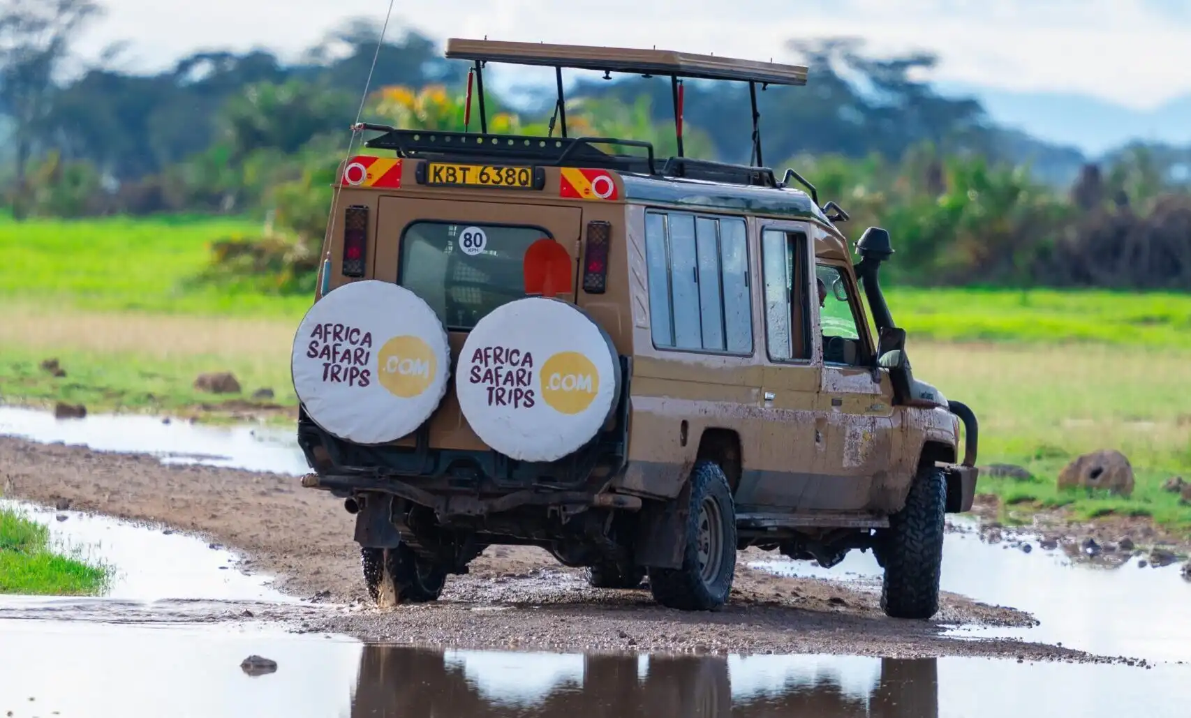 Senderismo en busca de gorilas en el Parque Nacional de la Selva Impenetrable de Bwindi