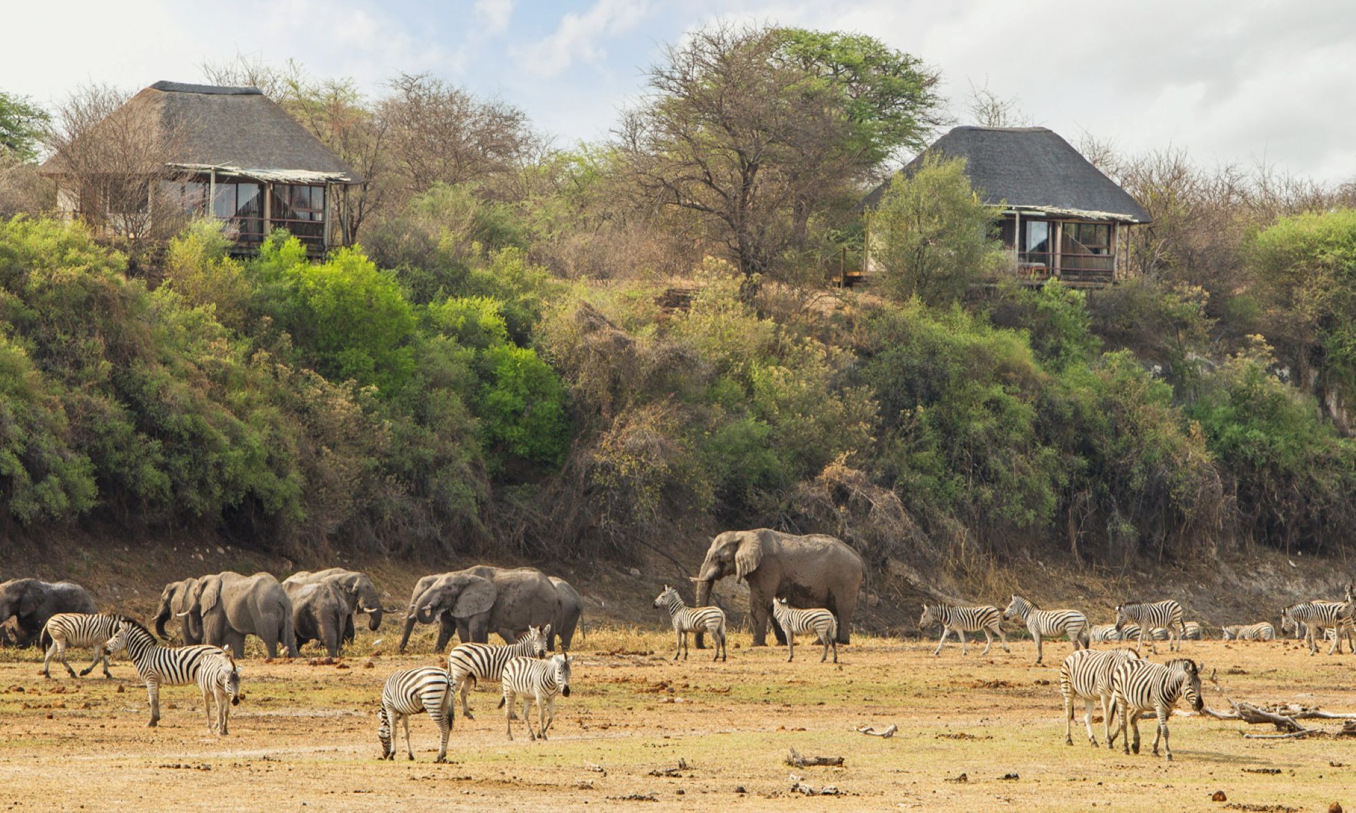 Leroo La Tau Lodge