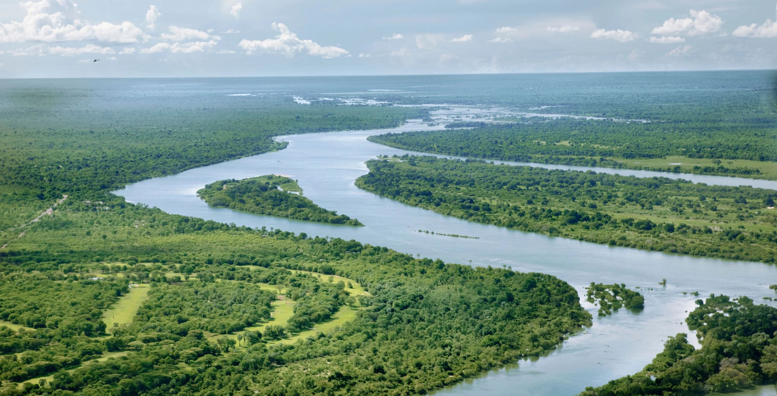 Vuelo de regreso desde el Aeropuerto Internacional de Victoria Falls en Zimbabue