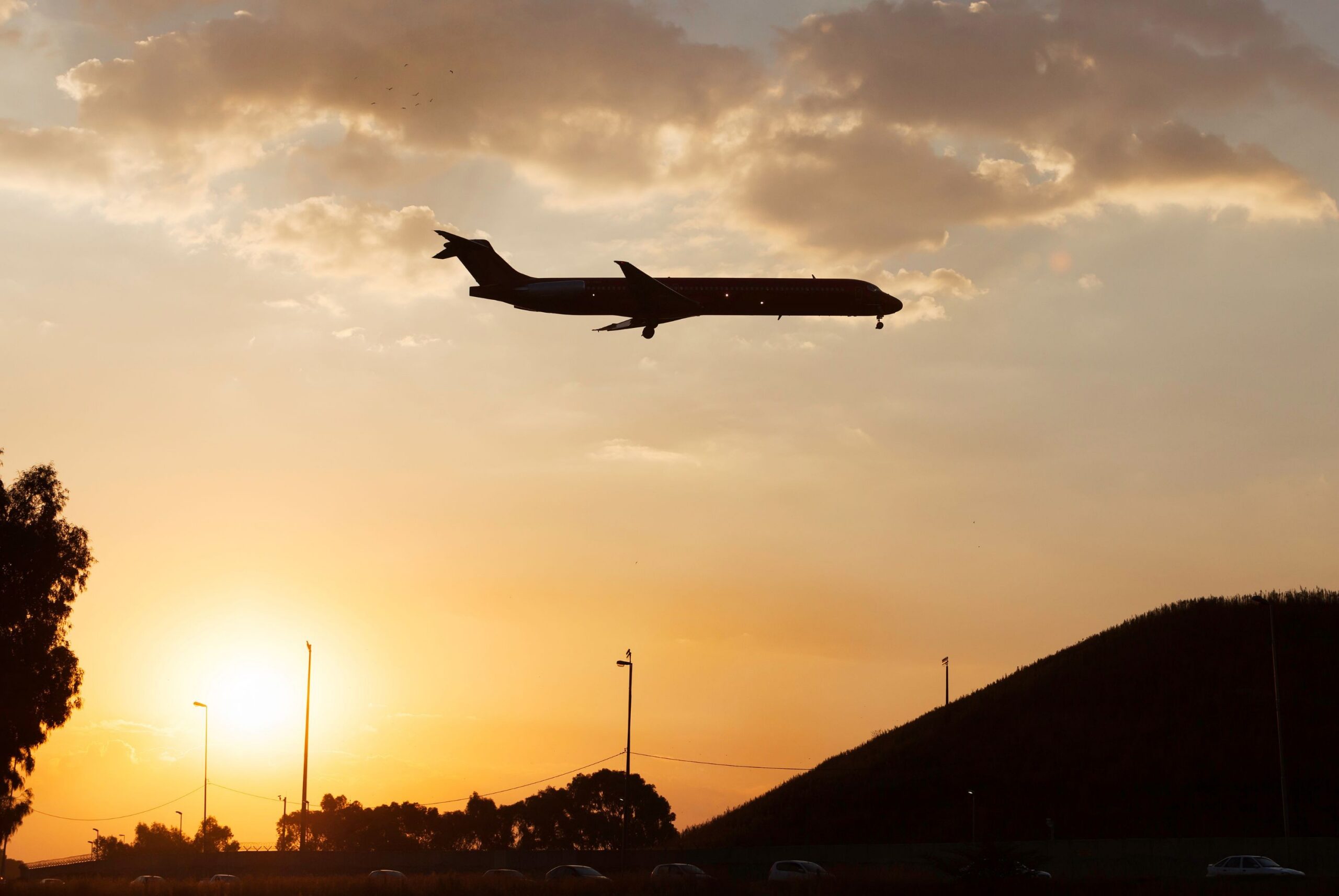 Llegada al Aeropuerto Internacional O.R. Tambo (Johannesburgo) para tu aventura guiada en Sudáfrica